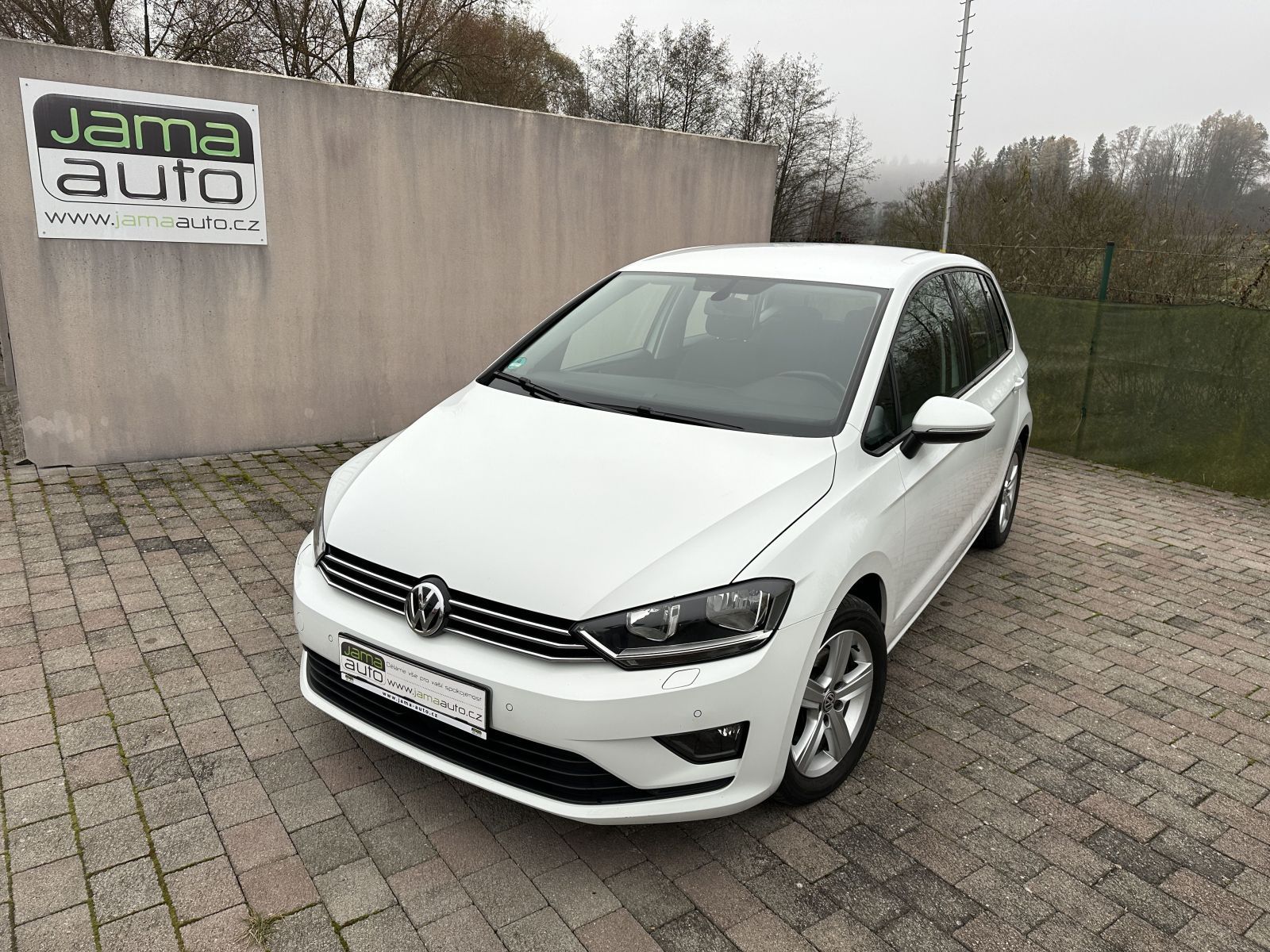 Volkswagen Golf Sportsvan 1,6TDI 81kW 1.MAJITEL SERVISKA