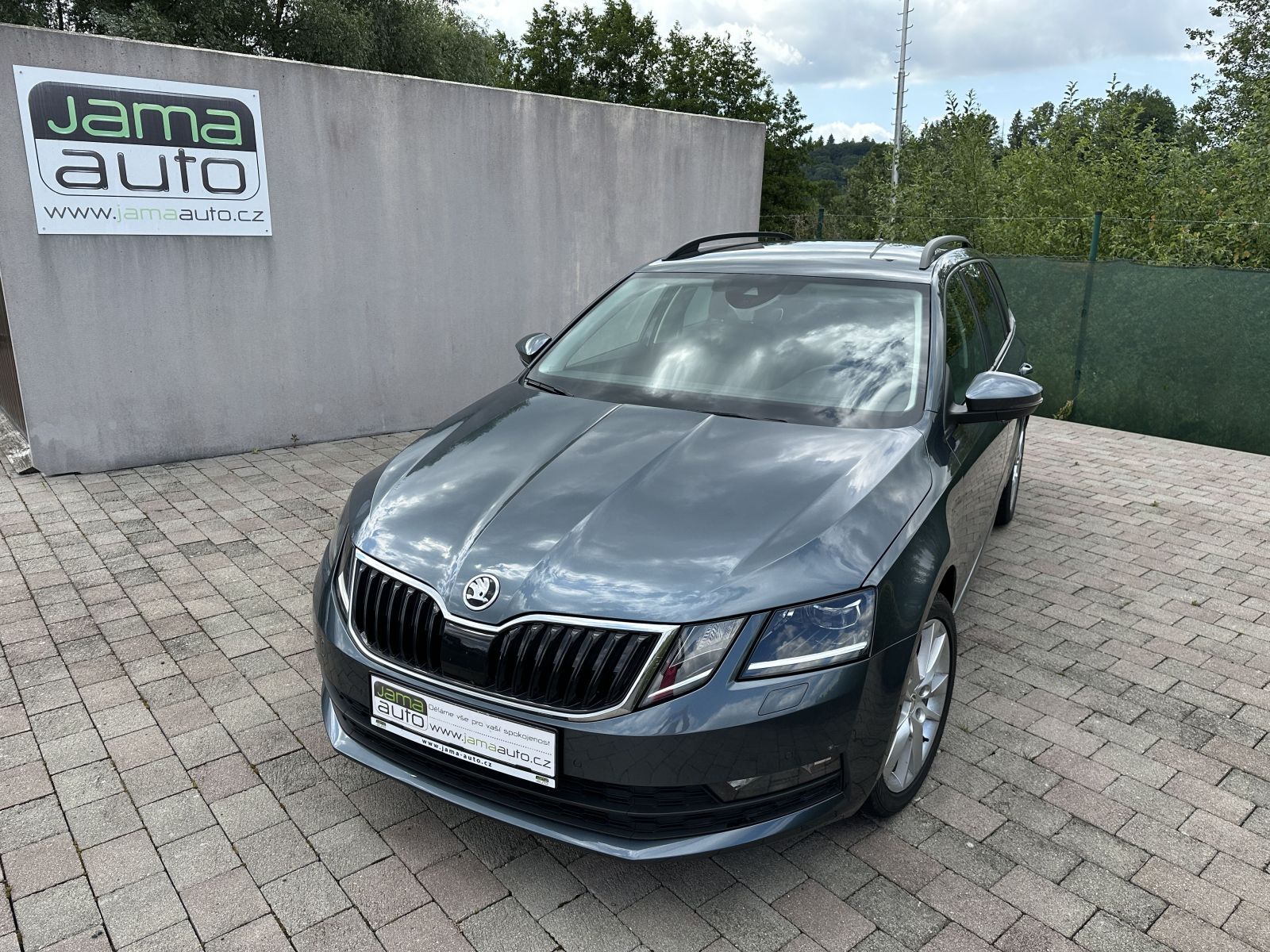 Škoda Octavia 2,0TDI 110kW DSG WEBASTO TAŽNÉ